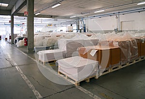 Warehouse (paper and cardoboard).