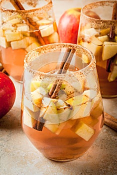 Warm apple sangria, apple cider