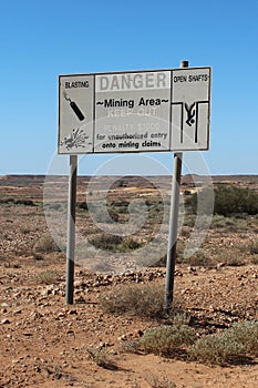 Warning sign at Coober Pedy in South Australia