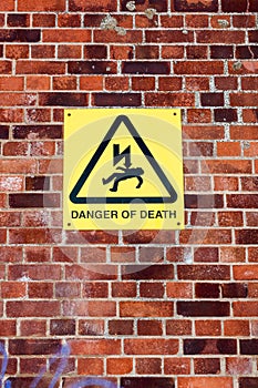 Warning sign 'Danger of Death'