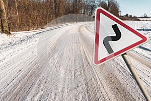Warning traffic sign next to the winter route