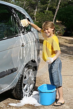 washing car