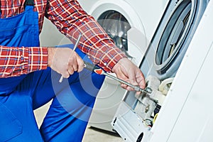 Washing machine repair photo