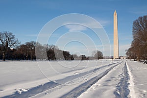 Washington Monument, winter