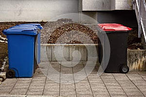 Waste containers and container sites