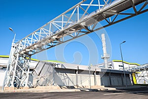 Waste processing pipeline system for processing waste gas