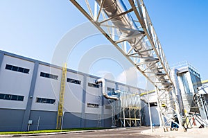 Waste processing pipeline system for processing waste gas