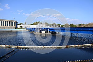 Waste water cleaning treatment