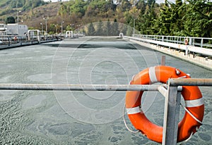 Waste water treatment with biological mud