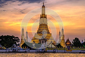 Wat Arun Ratchawararam in Thailand