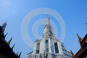 Wat arun temple and blue sky