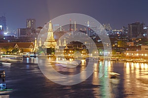 Wat arun or Temple of dawn at night, Bangkok