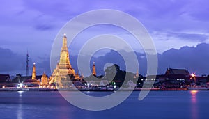 Wat Arun Temple in twilight.