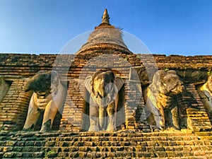 Wat Chang Lom at Sukhothai historic park, Thailand