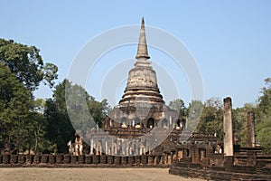 Wat Chang Lom, Sukhothai, Thailand photo