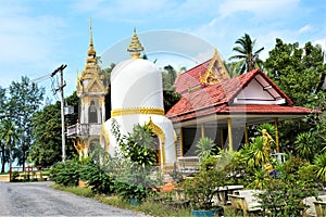 Wat Khunaram at koh samui