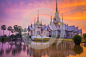 Wat Non Kum is a beautiful and famous temple located in Sikhio District, Nakhon Ratchasima Province