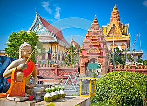 Wat Ounalom Pagoda, Phnom Penh, Cambodia.