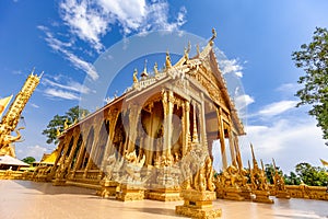 Wat Pak Nam Jolo- Bang Khla Chachoengsao