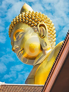 Wat Pak Nam Phasi Charoen  Phra Buddha Dhammakaya Thep Mongkol, a Buddha image in the posture of meditation was built
