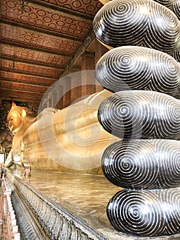 Wat Pho - Reclined Buddha - Peaceful place