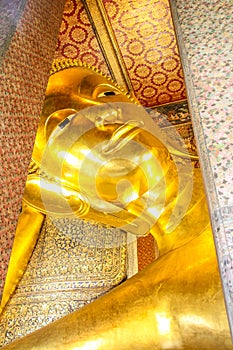 Wat Phra Chetuphon Vimolmangklararm Rajwaramahaviharn (Wat Pho)