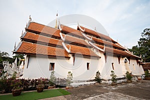 Wat Phra That Cho Hae temple