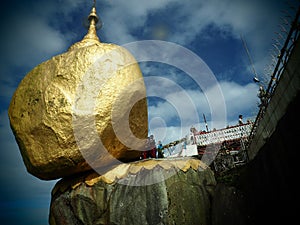 Wat Phra That In Hang