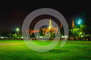 Wat Phra Kaew in bangkok for nightime photo