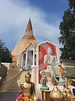 Wat Phra Pathommachedi