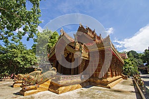 Wat Phra That Pha Ngao Chiang Saen