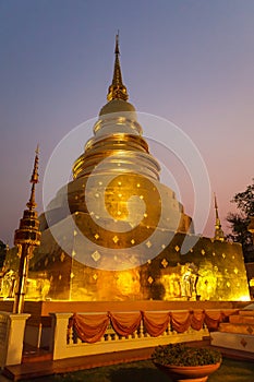 Wat Phra Singh at dusk