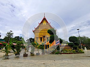 Wat Phra Sri Arn, Ratchaburi, Thailand