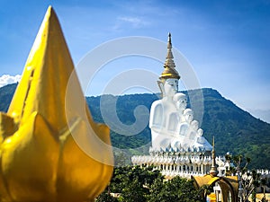 Wat Phra Thart Pha Kaew