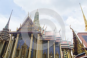 Wat Phrasrirattana Sasadaram the Temple. photo