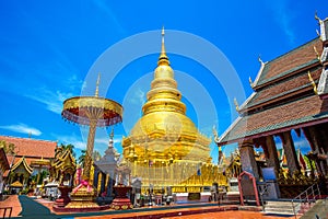 Wat Phrathat Hariphunchai Golden pagoda.