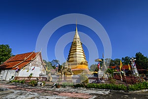 WAT PHRATHAT JOMJANG ,PHARE