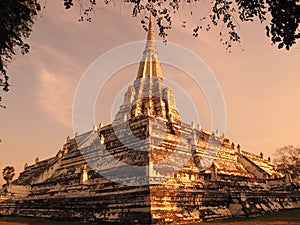 Wat Phu Khao Thong in Ayutthaya