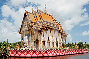 Wat Plai Laem Buddhism Temple