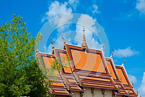 Wat Plai Laem temple