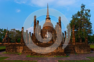 Wat Sa-Si, Sukhothai Historical Park. photo