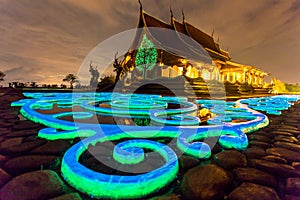 Wat sirindhorn wararam at night