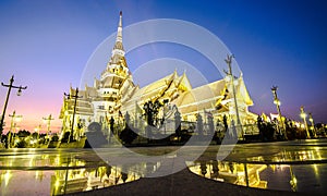 Wat Sothon Wararam Worawihan Temple in thailand