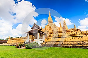 Wat Thap Luang in Laos