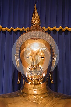Wat Trai Mit Golden Buddha in Bangkok, Thailand. photo