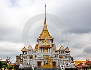 Wat Traimit Buddhist Temple in Bangkok