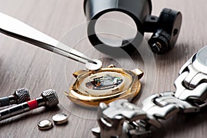 watch battery replacement