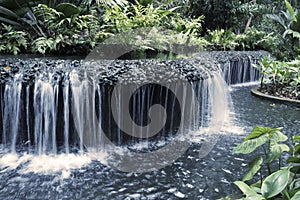 Water cascade