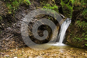 Water cascade