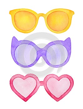 Water color set of summer sunglasses in different shapes and colours.